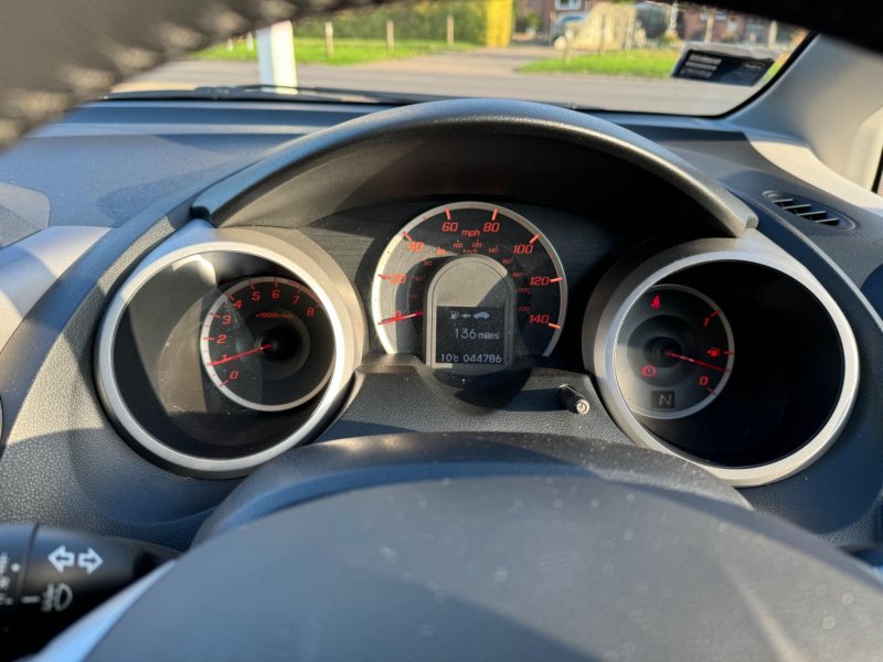 HONDA JAZZ
