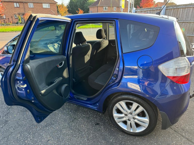 HONDA JAZZ