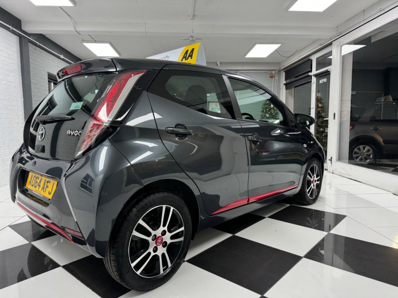 TOYOTA AYGO