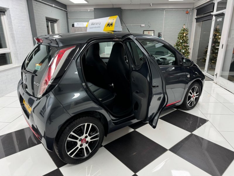 TOYOTA AYGO
