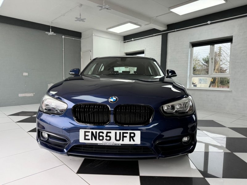 BMW 1 SERIES