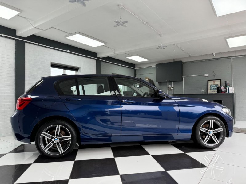 BMW 1 SERIES
