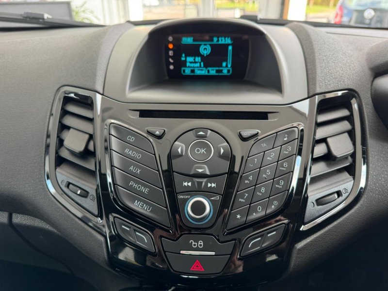 FORD FIESTA