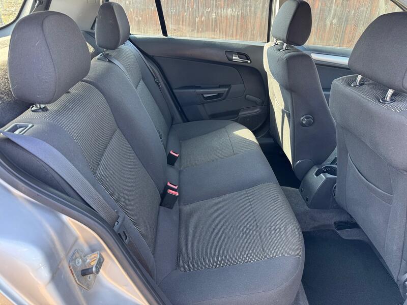 VAUXHALL ASTRA