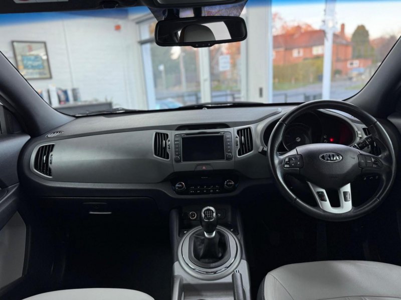 KIA SPORTAGE
