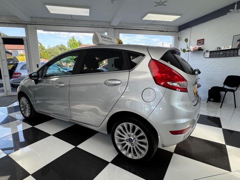 FORD FIESTA